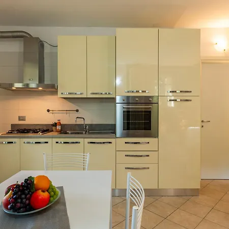 Apartment Apartment Venere By Interhome * Moltrasio